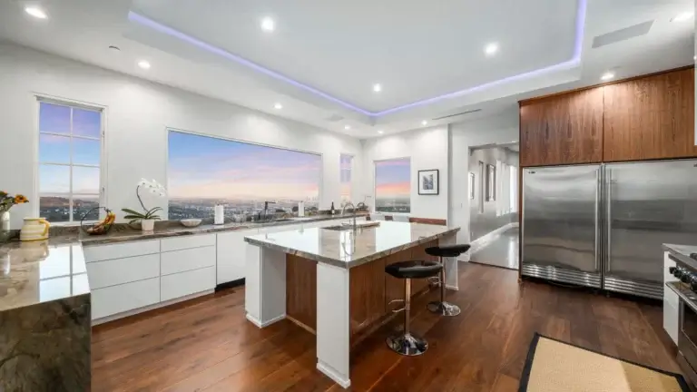 Legacy Healing Center , The Peak